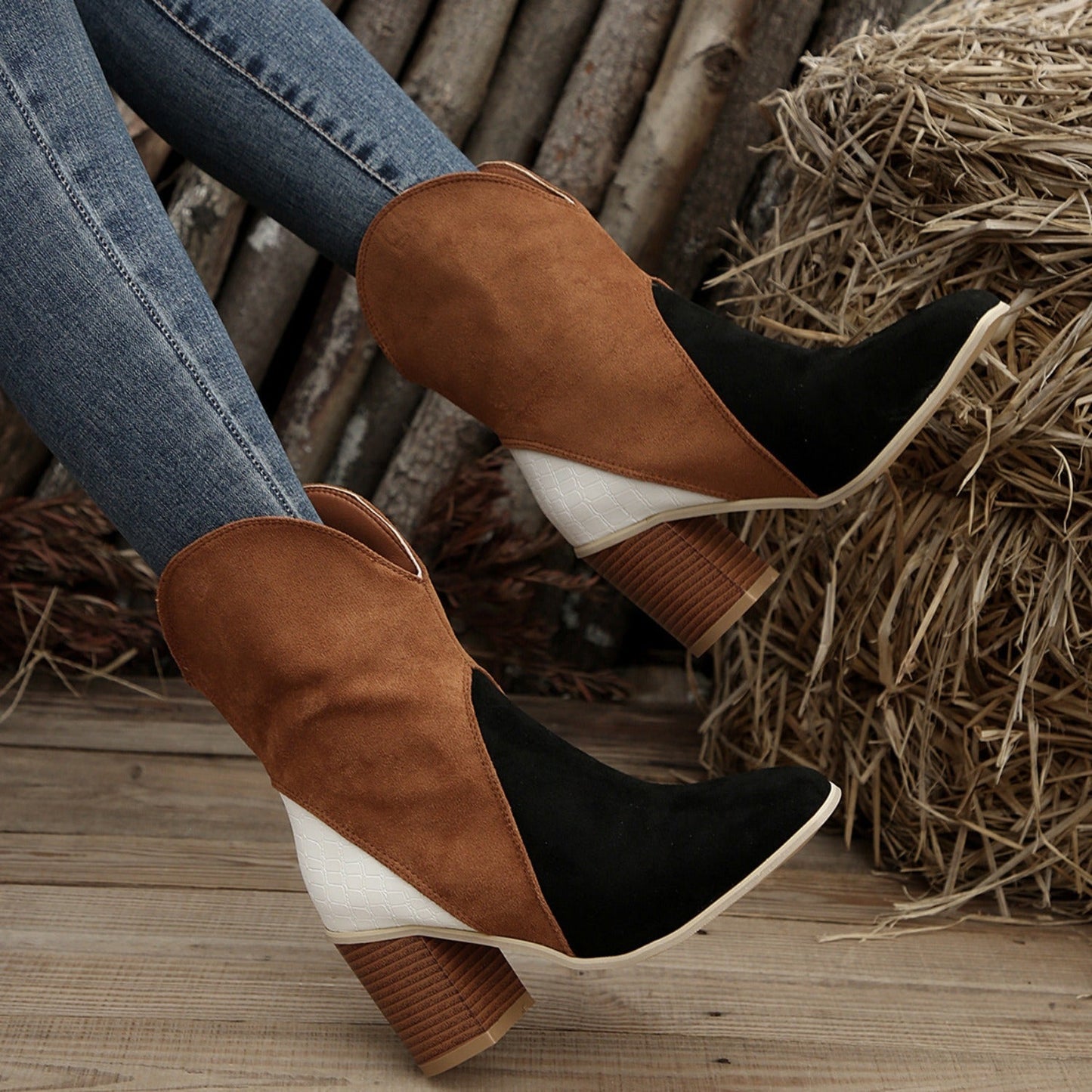 Jenny | Durable orthopedic boots