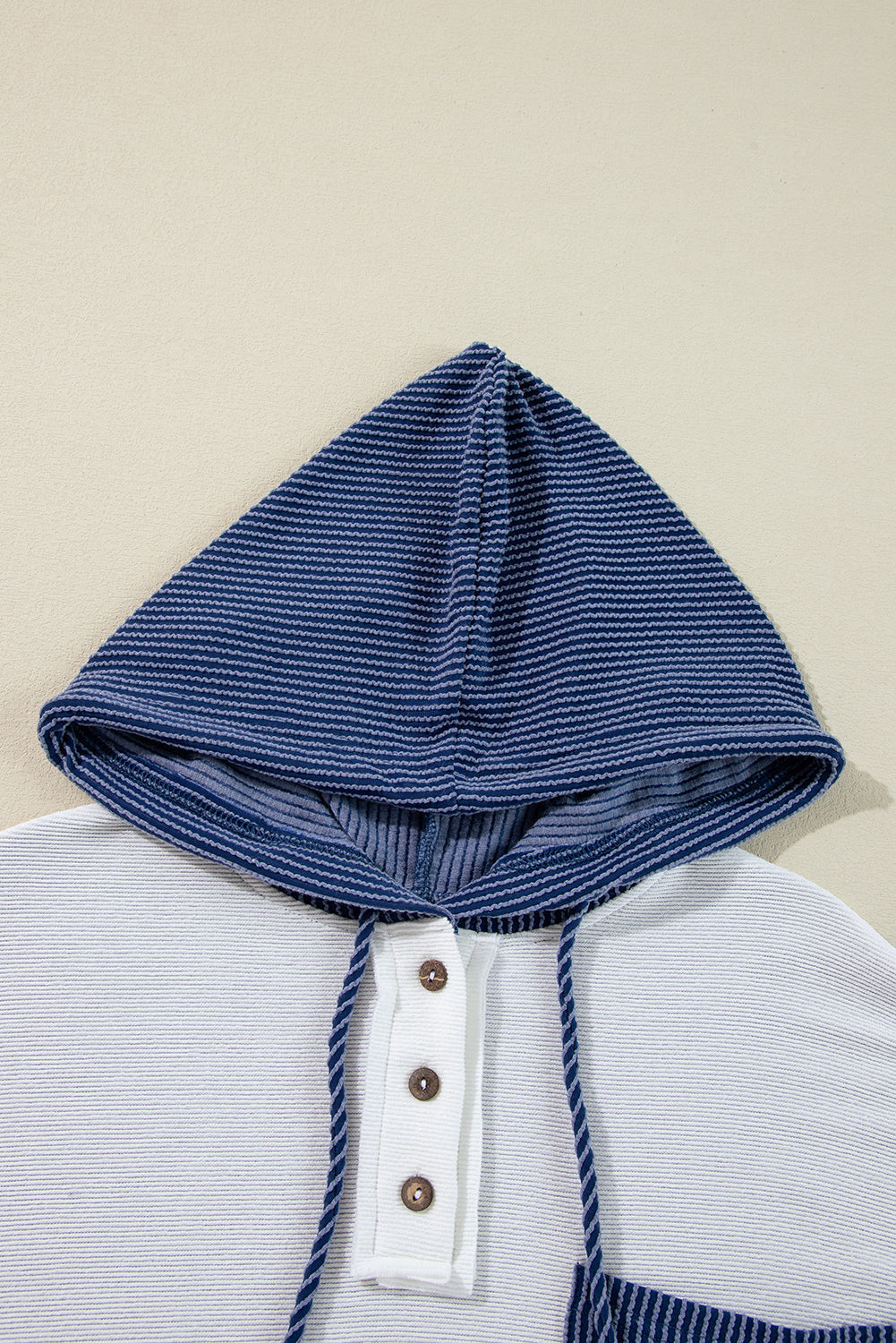 Sol | Elegant and casual winter top