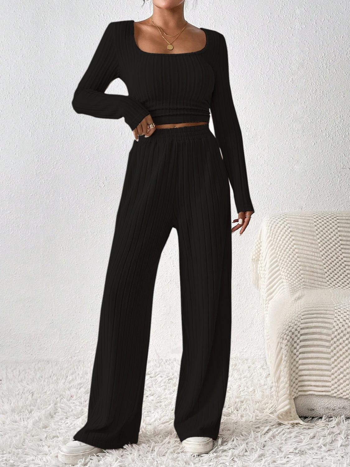 Emilie | Long sleeve top and scoop neck trousers set