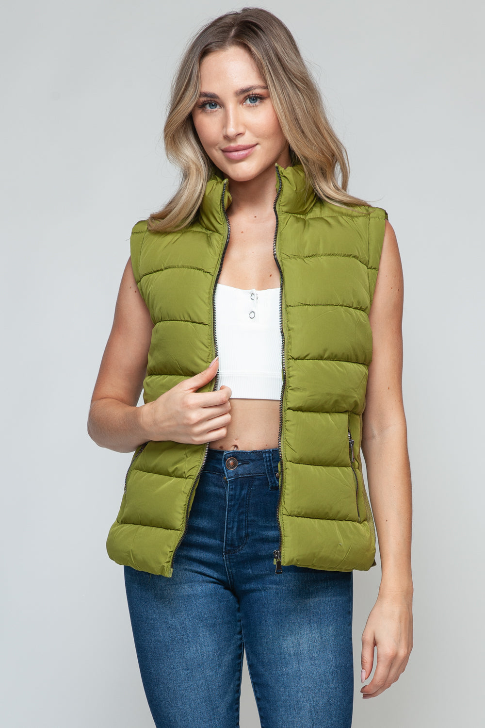 Simona | Snobbish turtleneck vest with zip and pockets
