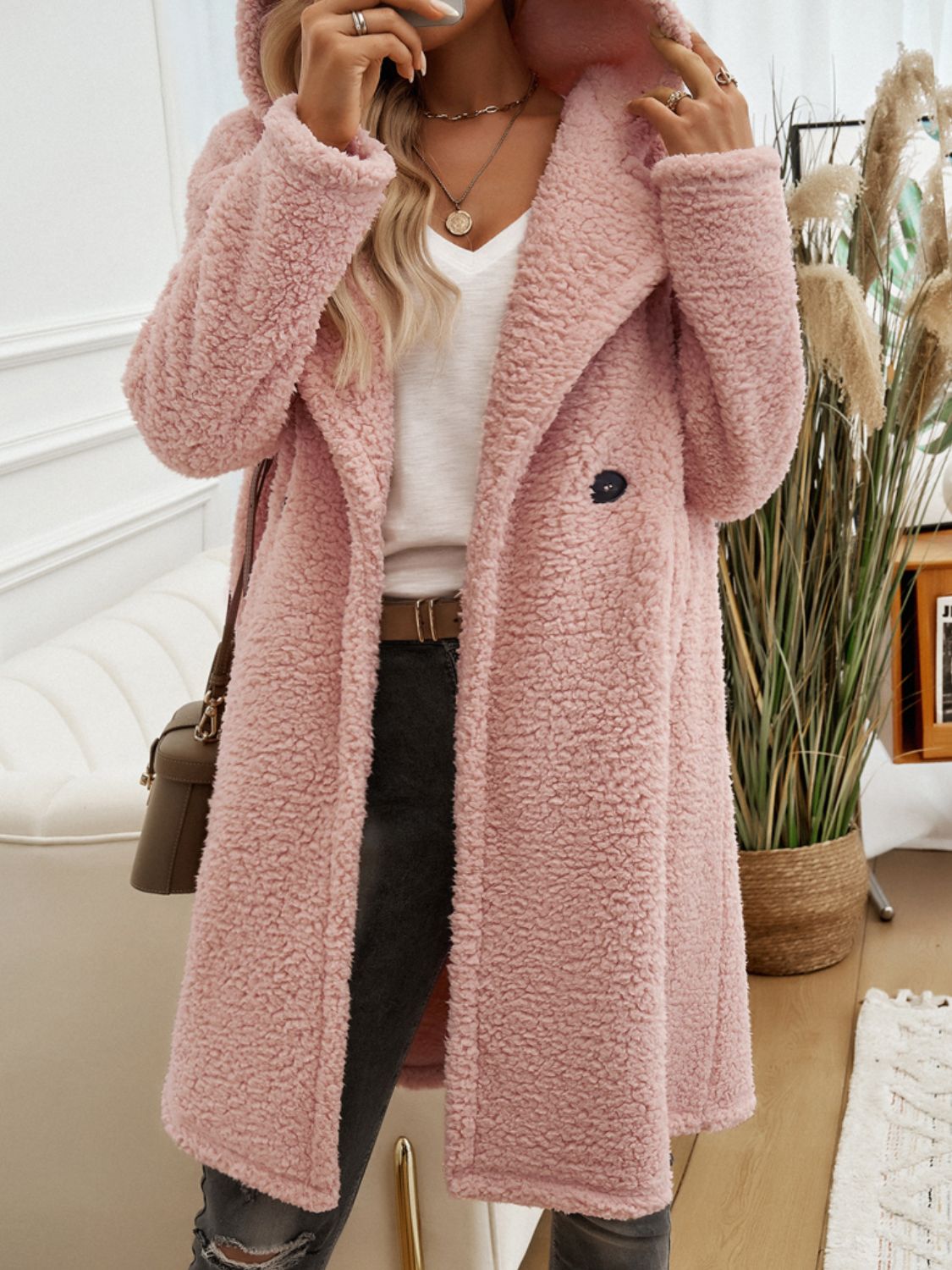 Elsa | Long sleeve teddy coat with hood and pockets