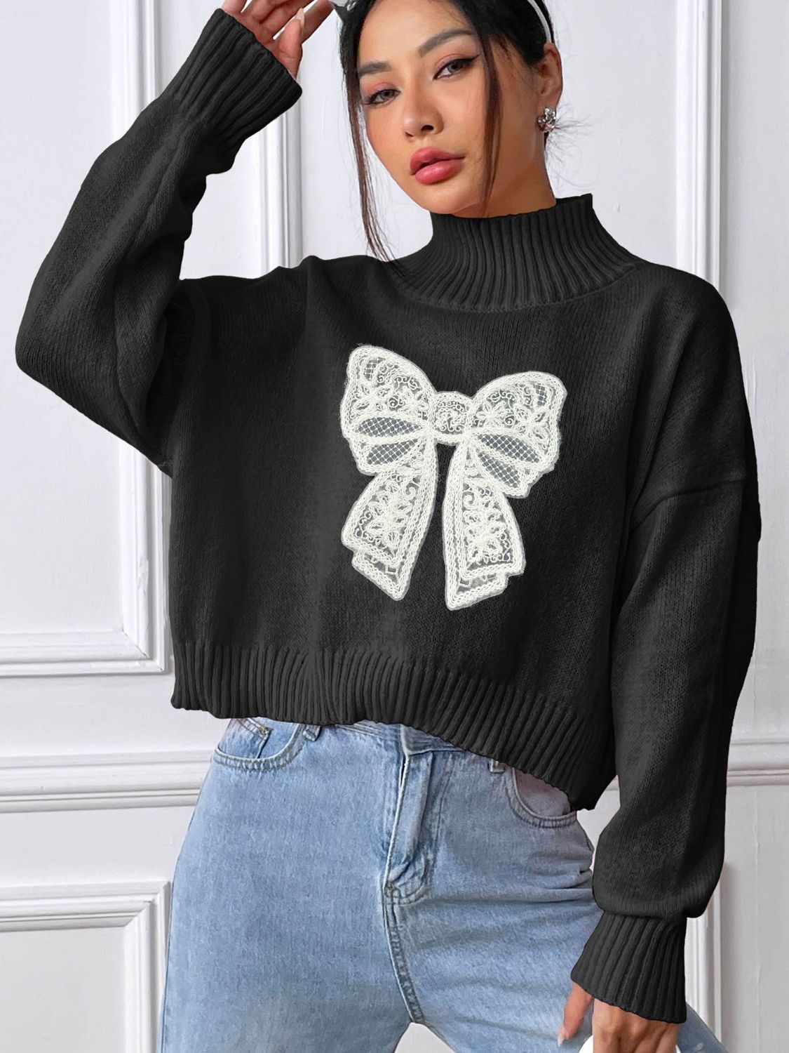 Rita | Turtleneck sweater with bow and long sleeves