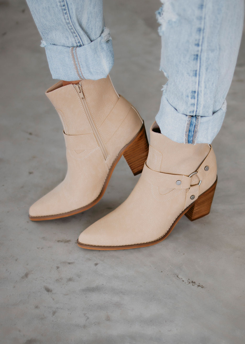 Solange | Versatile and supportive orthopedic footwear