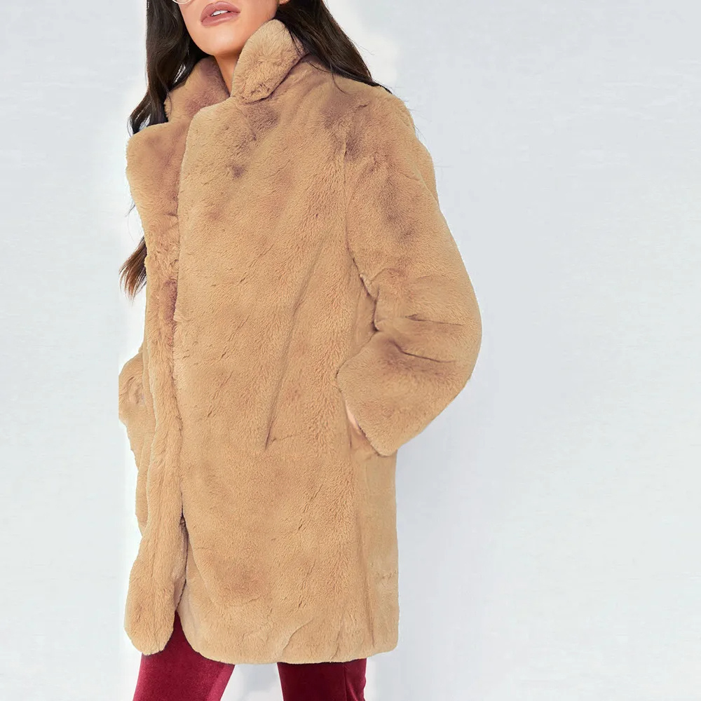 Nina | Fashionable and minimalist winter garment