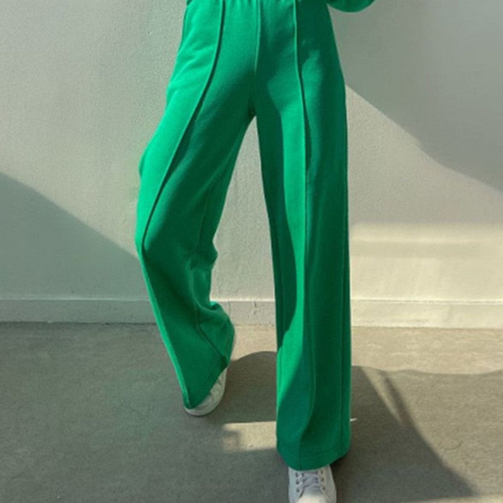 Mariola | Modern and comfortable winter overalls