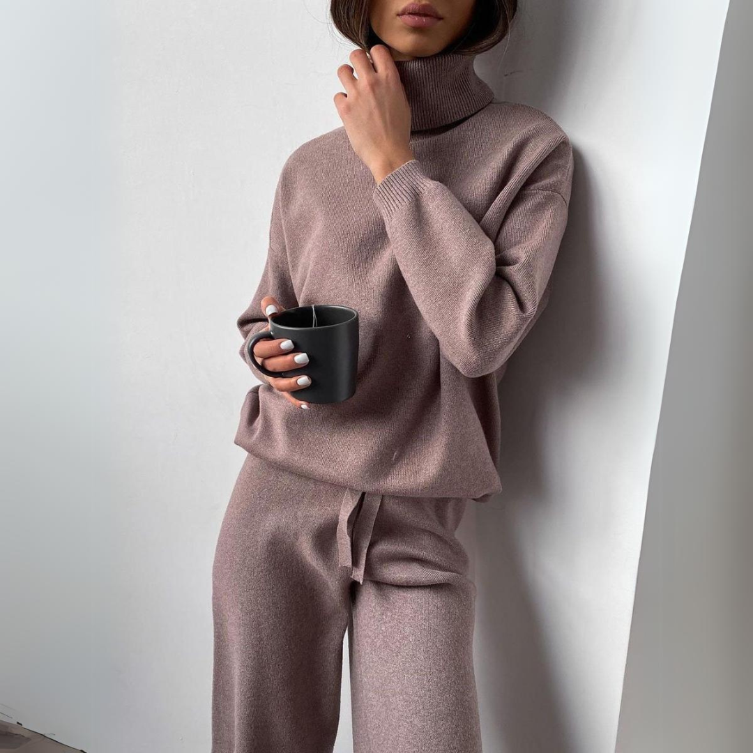 Jazmin | Elegant set with sweater