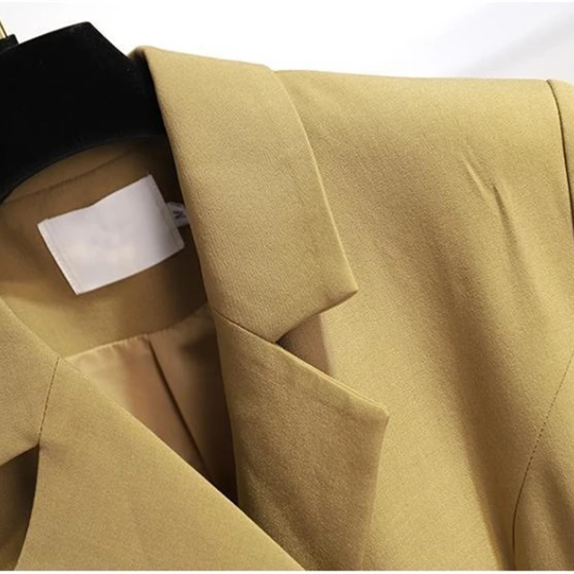 Sofia | Versatile and comfortable winter garment