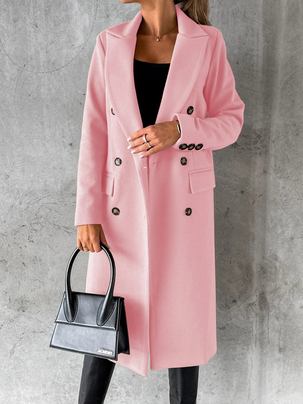 Renata | Casual and effortless winter garment