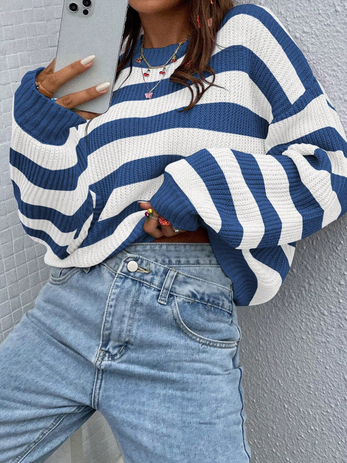 Paula| Modern and fashionable winter sweater
