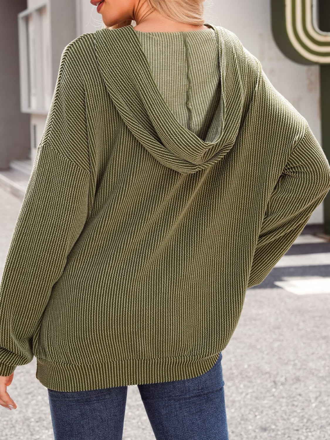 Nina | Double Take structured hoodie with kangaroo pocket and long sleeves