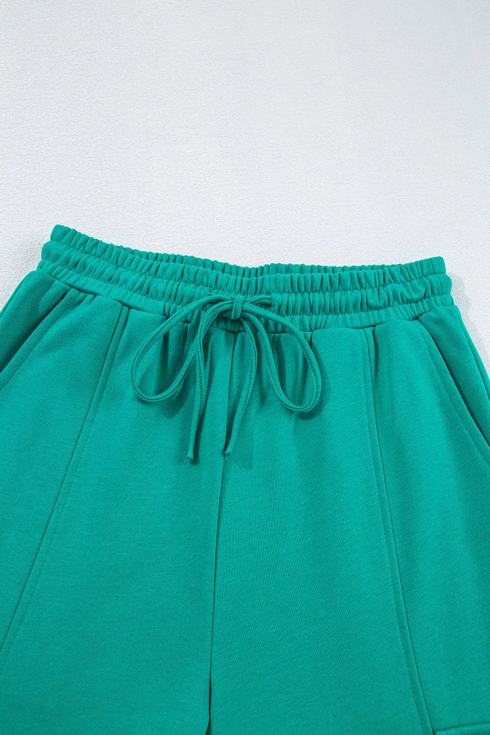 Yazmin | Complete set consisting of a long-sleeved crew-neck shirt and drawstring trousers