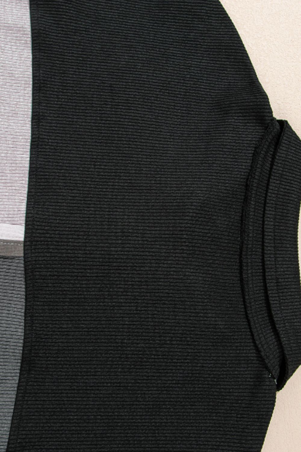 Susana | Long sleeve sweatshirt with color block collar and collar