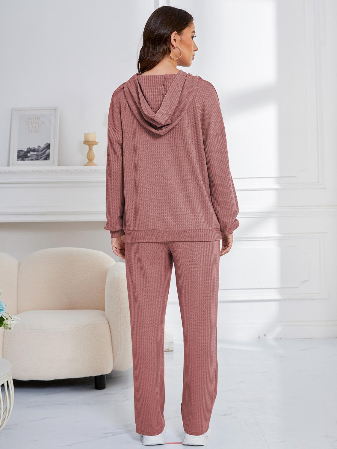 Zahira | Long-sleeved hoodie and drop-shoulder trousers set