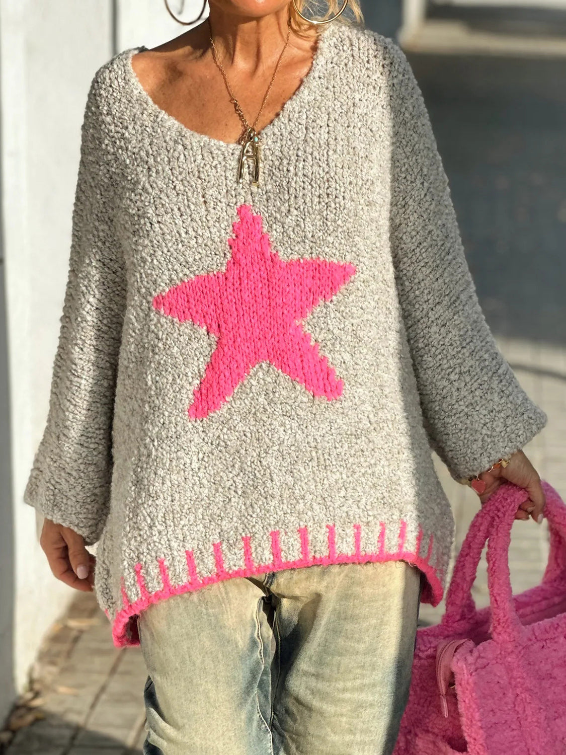 Ingrid | Long-sleeved oversized sweater with a star V-neck