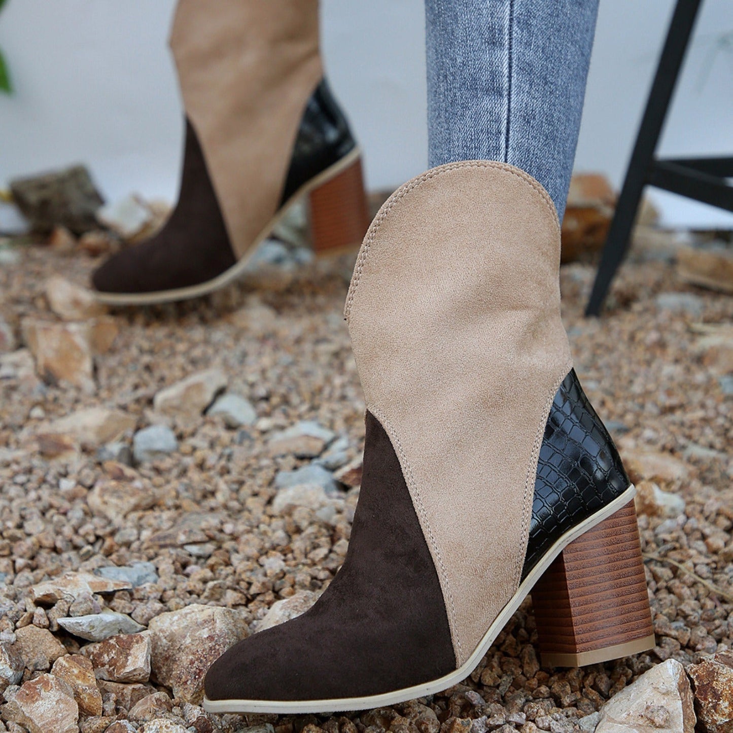 Jenny | Durable orthopedic boots