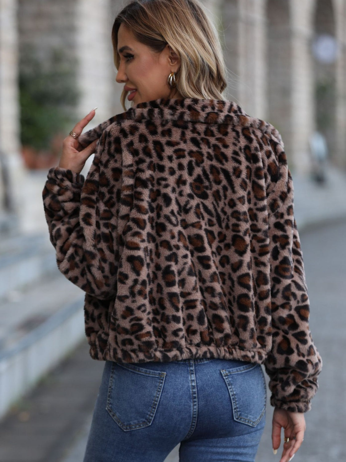 Ilse | Jacket with leopard collar and zip