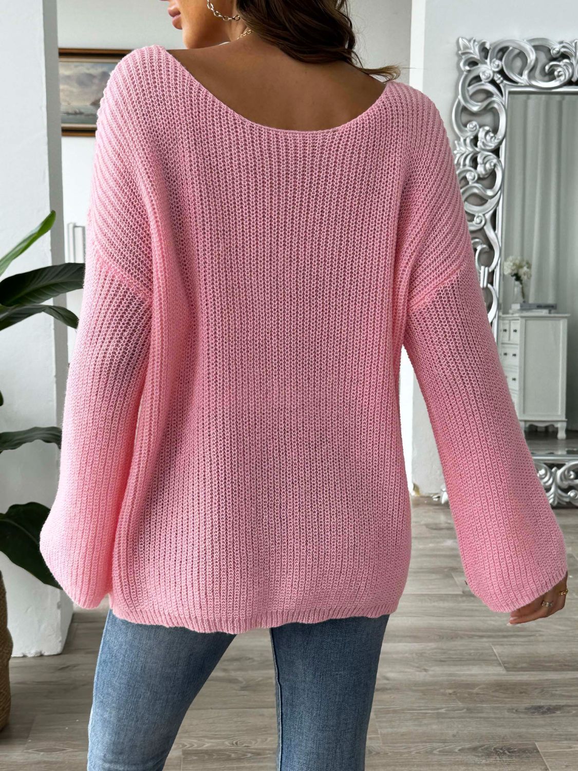 Mirjam | Long-sleeved sweater with a floral crew neck