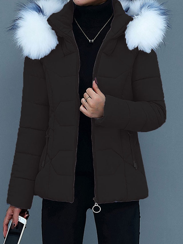 Hilda | Effortless and classy winter coat