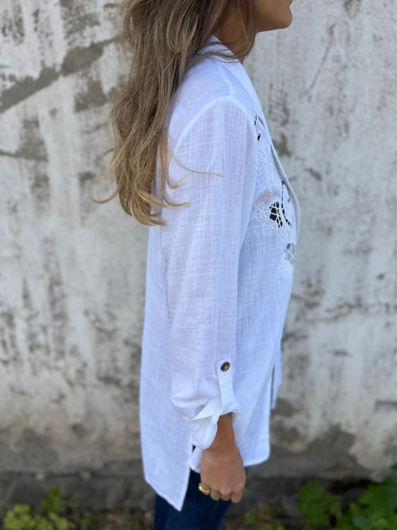 Genoveva | Shirt with embroidery