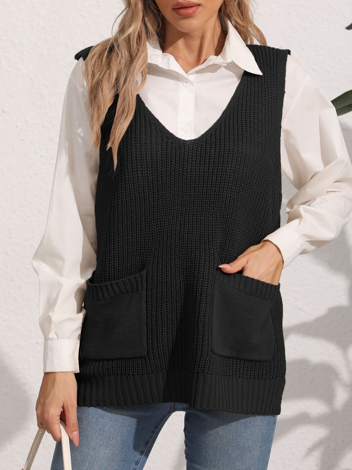 Johanna | Sweater vest with pockets and V-neck
