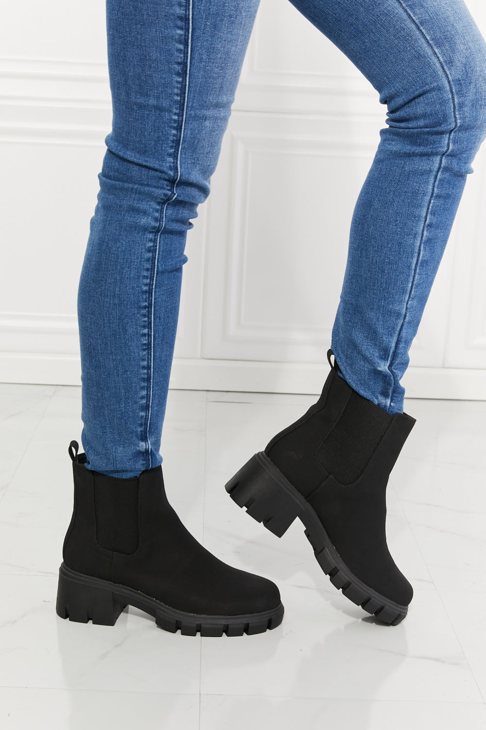 Esther | Fashionable and supportive orthopedic boots