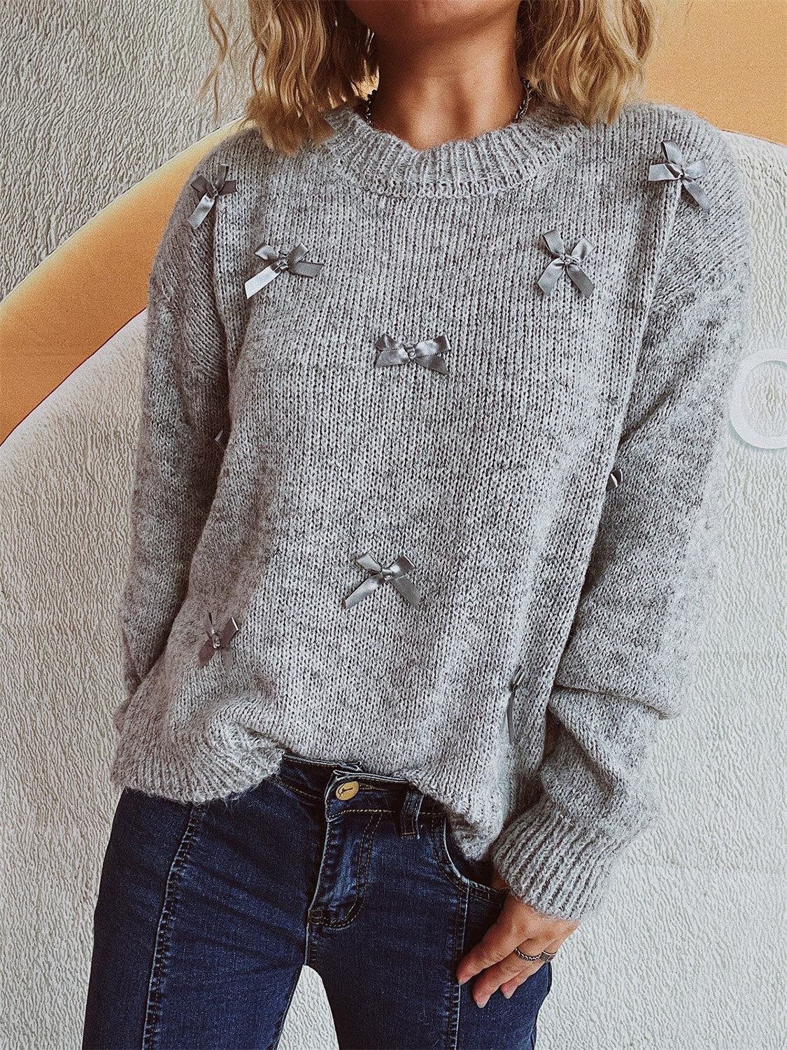 Maite | Long-sleeved sweater with a crew neck and bow trim