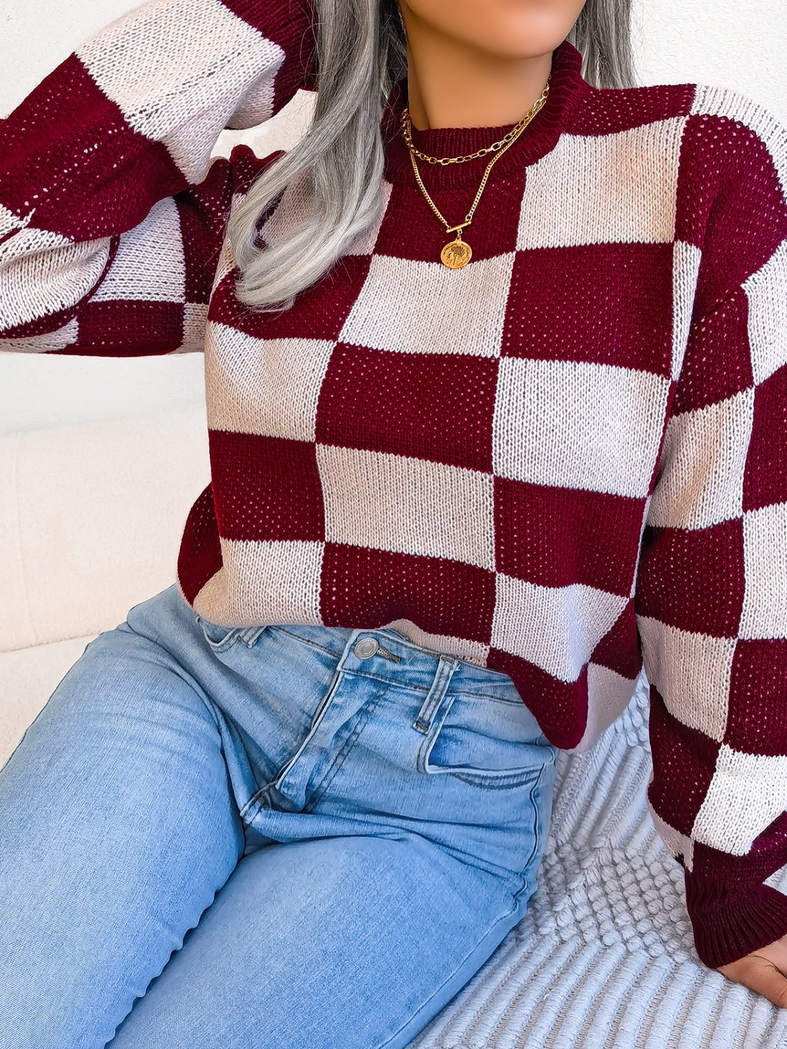 Elsa | Checked long-sleeved sweater with stand-up collar