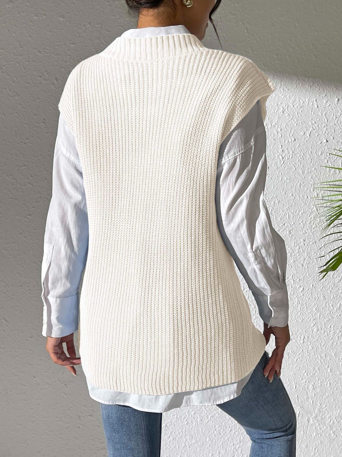 Renata | V-neck floral sweater