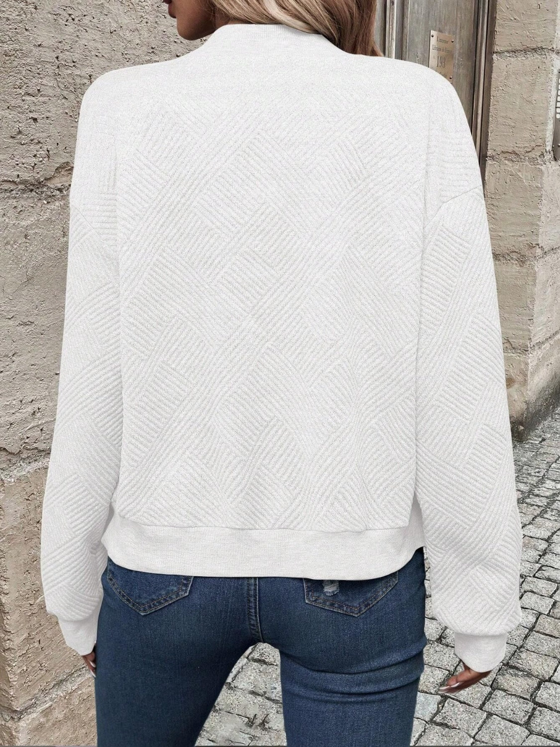 Stefanie | Structured long sleeve jacket with zip fastening