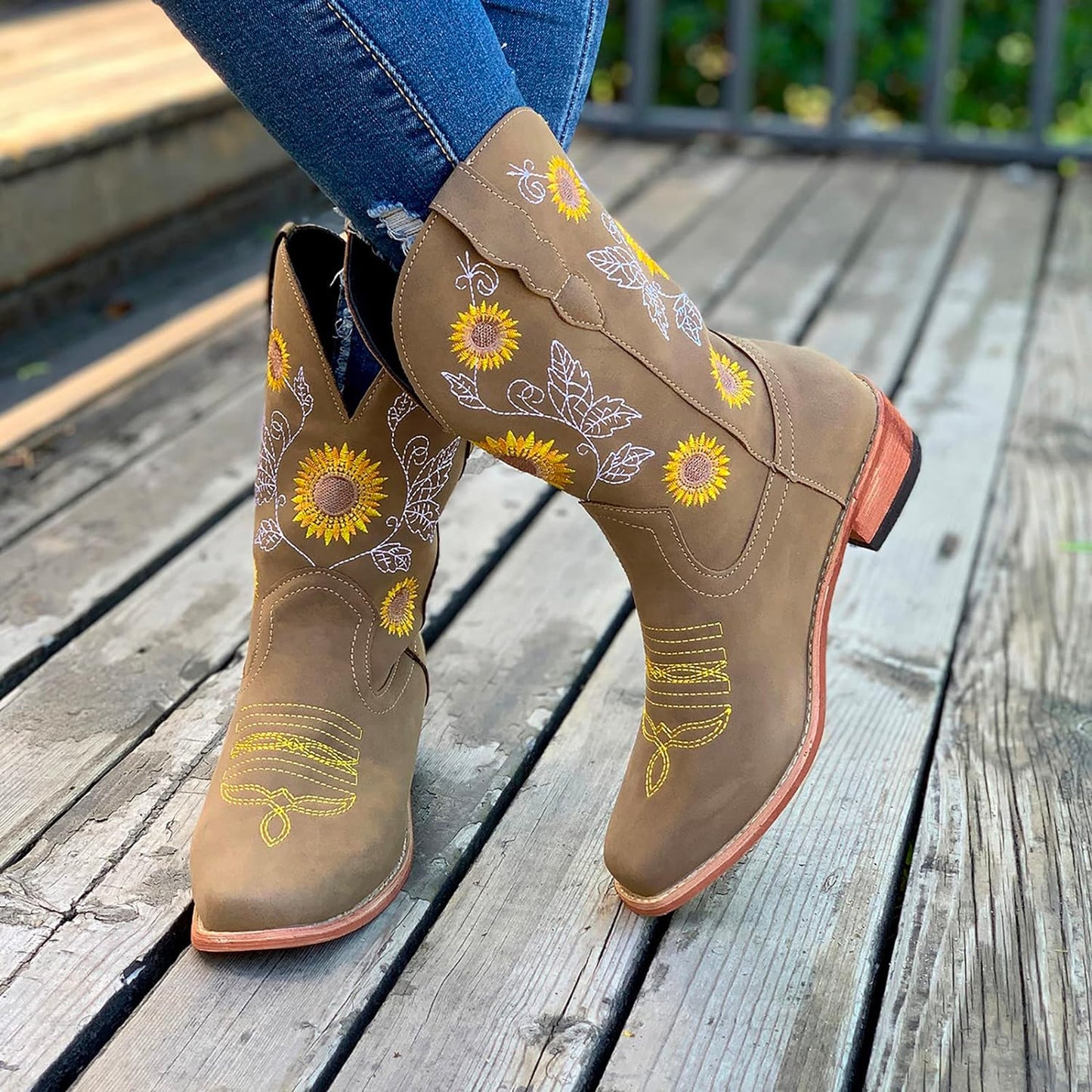 Paulina | Timeless and supportive orthopedic boots