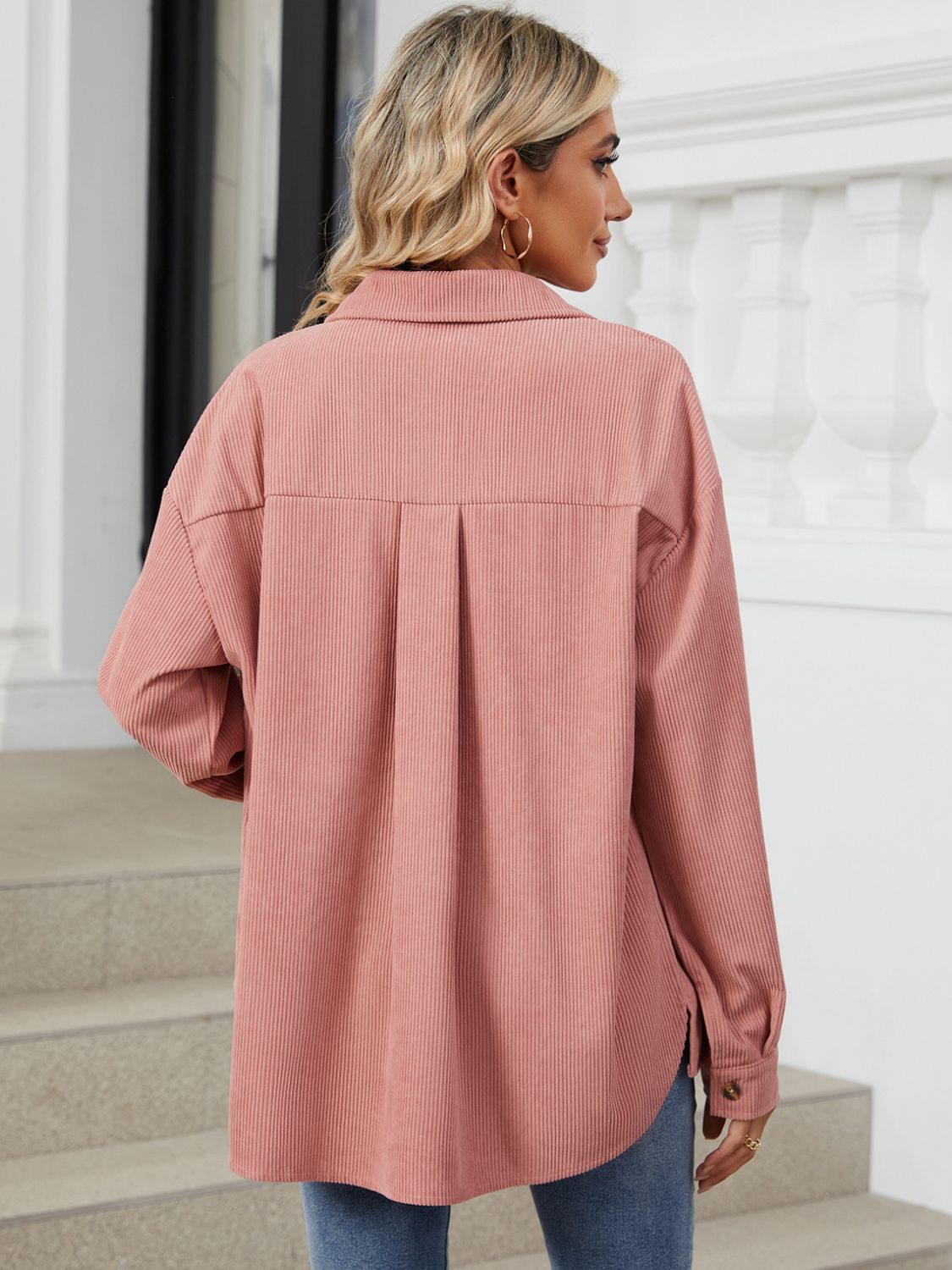 Ines | Long-sleeved outerwear with a button placket and dropped shoulders