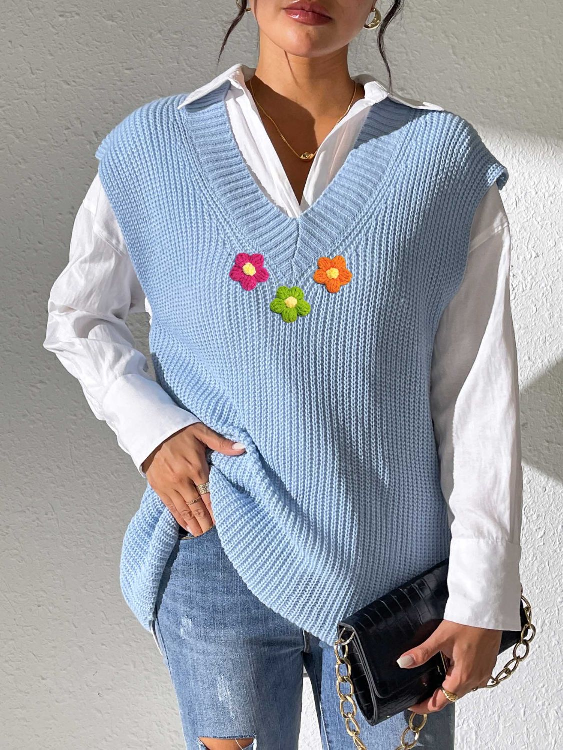 Renata | V-neck floral sweater