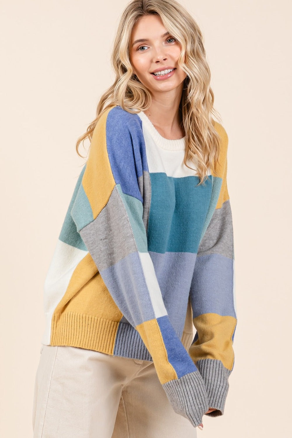 Lara | Mittoshop color block crew neck sweater
