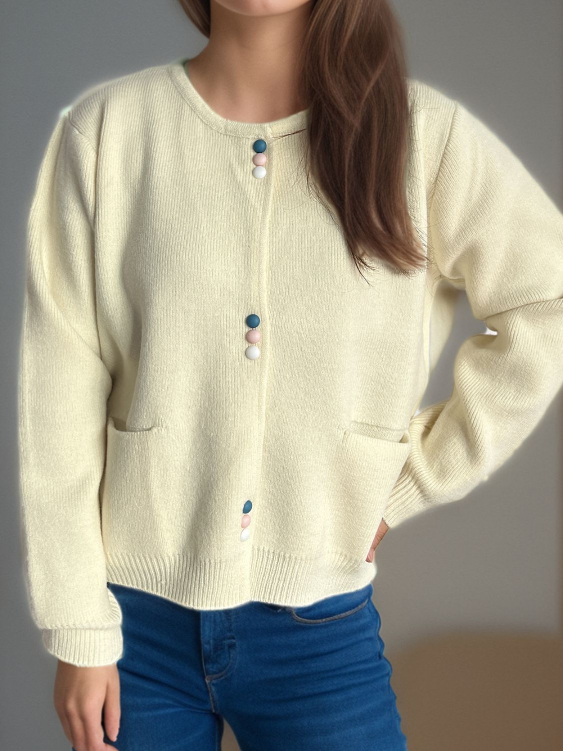 Eulalia | Long sleeve cardigan with buttons and pockets