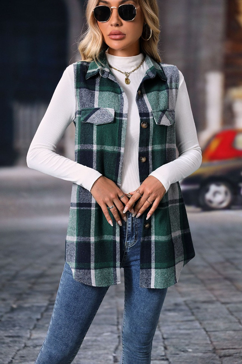 Olivia | Checked vest coat with buttons