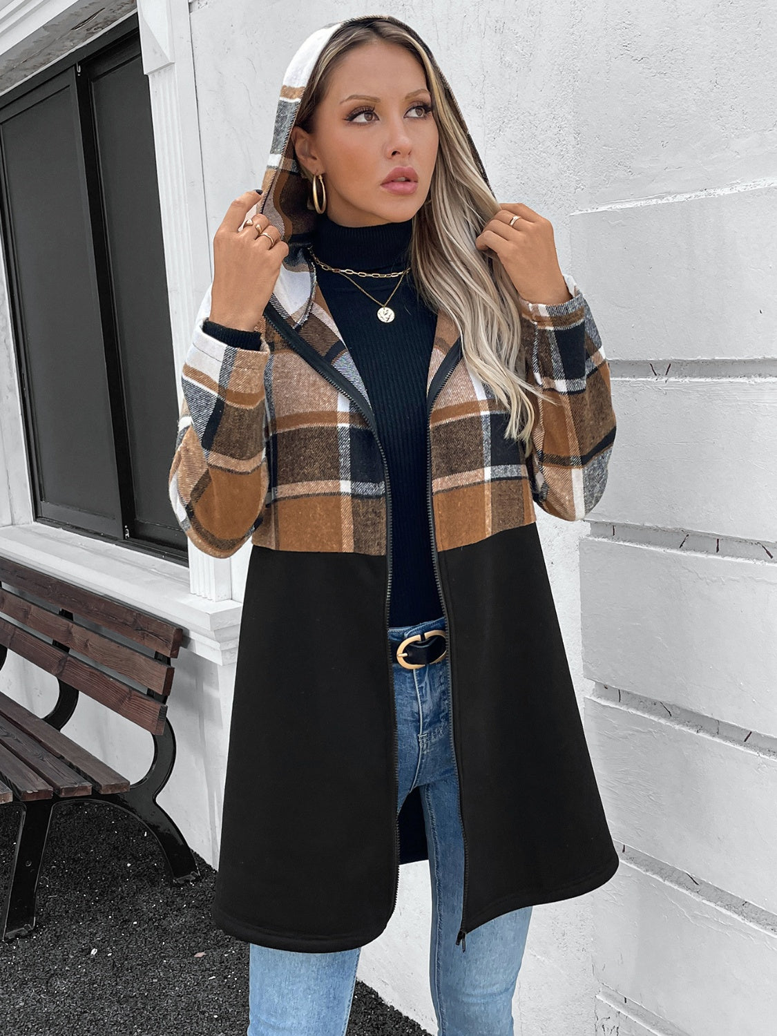 Hana | Checked long sleeve hooded outerwear with zip fastening