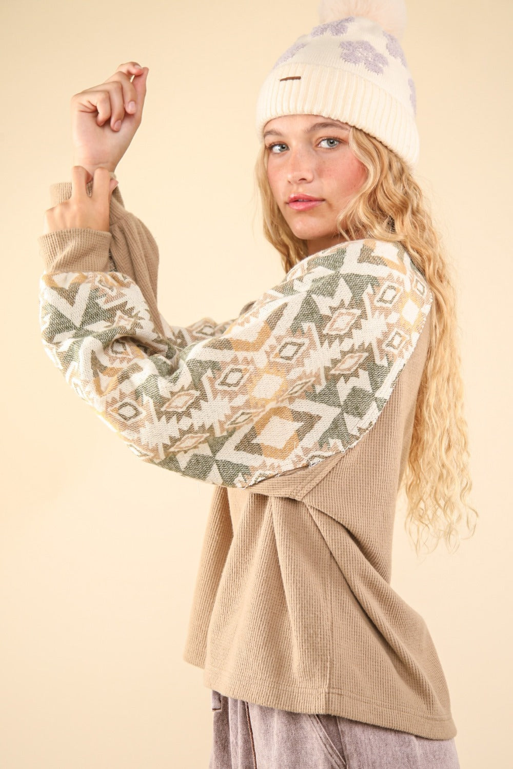 Clara | Printed long-sleeved knitted top with a crew neck
