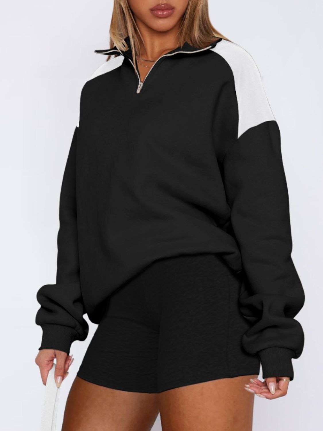 Regine | Long sleeve sweatshirt with contrast quarter zip