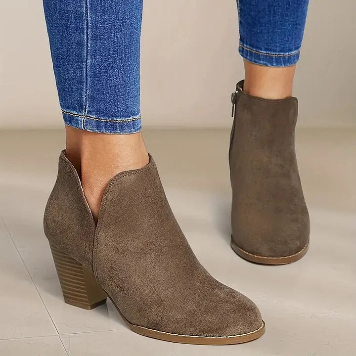 Ivanna | Comfortable and fashionable orthopedic shoes.