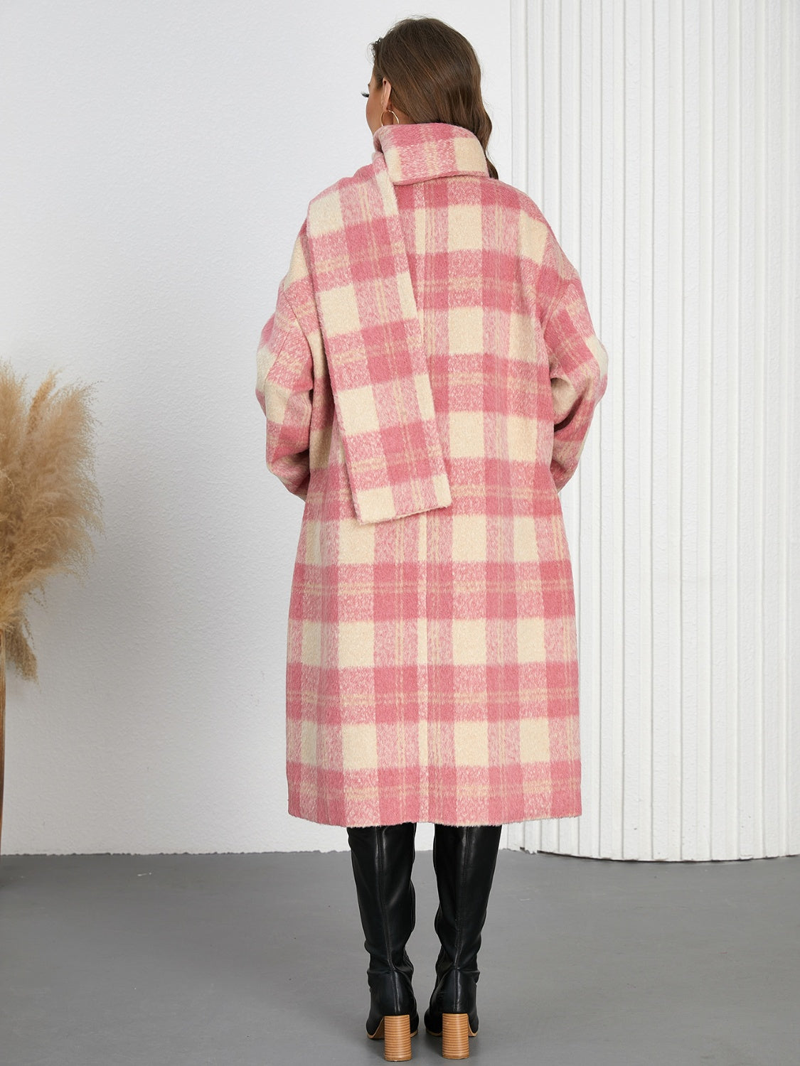 Rubí | Checked long sleeve button down coat