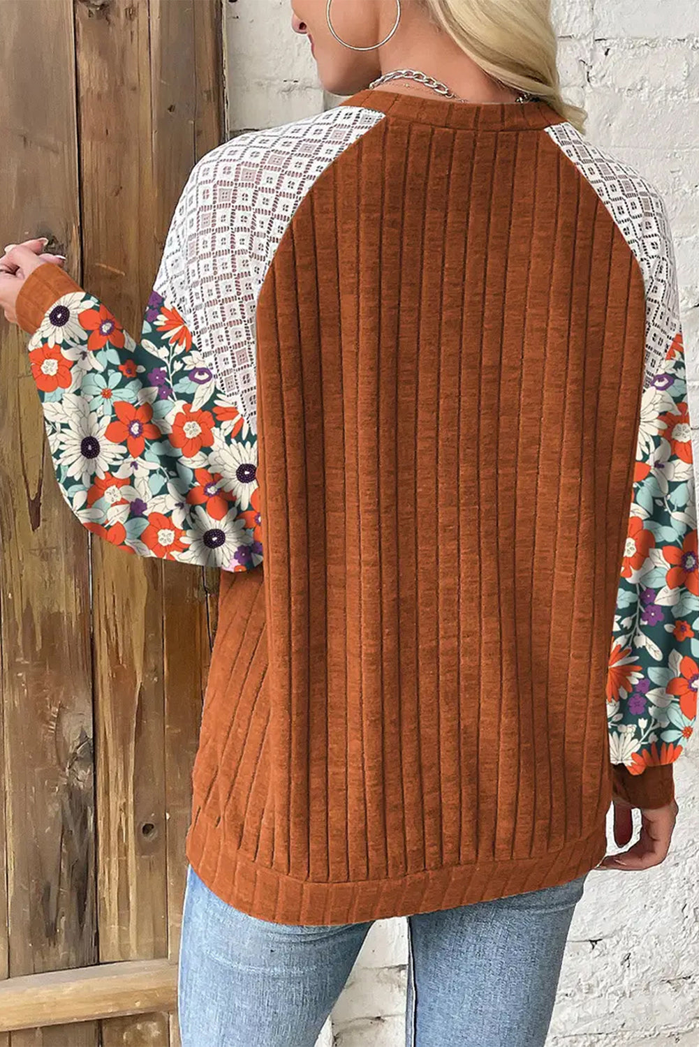 Irma | Fashionable and effortless winter blouse