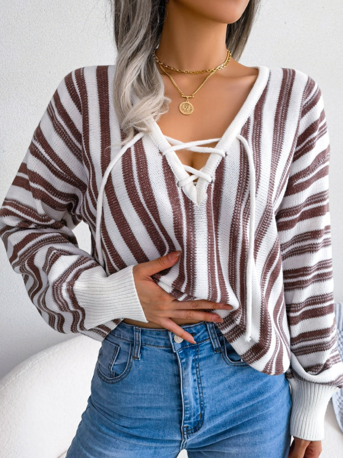 Isadora | Striped long-sleeved sweater with lacing