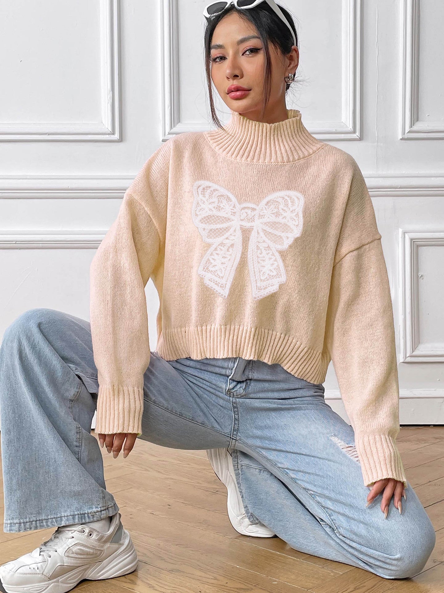 Rita | Turtleneck sweater with bow and long sleeves