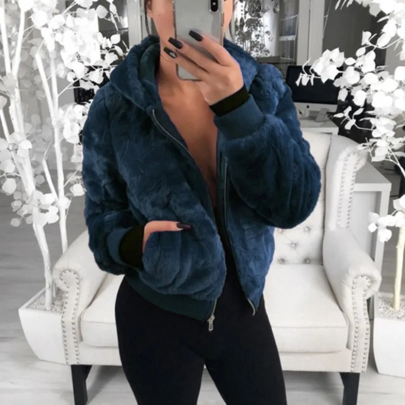 Eva | Classic and elegant winter garment