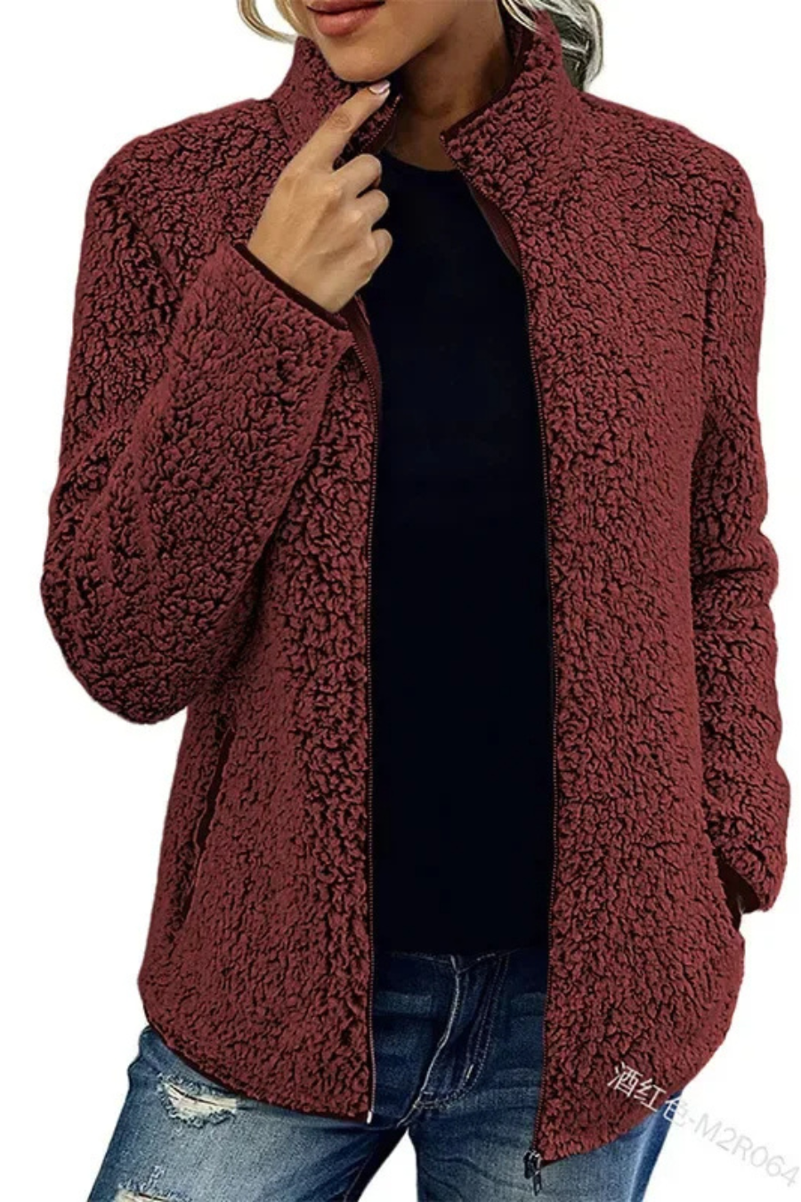 Cecilia | Relaxed and timeless winter garment