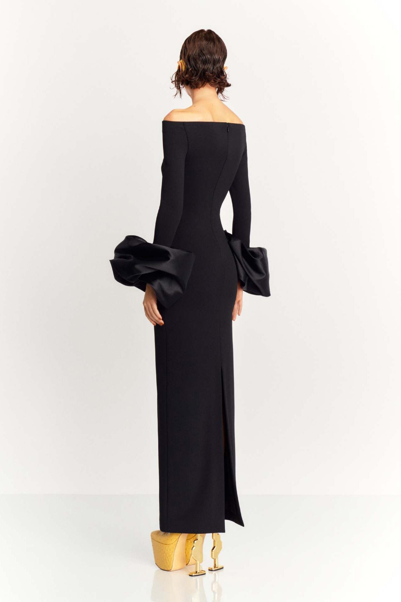 Mariana® | Solid-Colored Lantern-Sleeve Dress