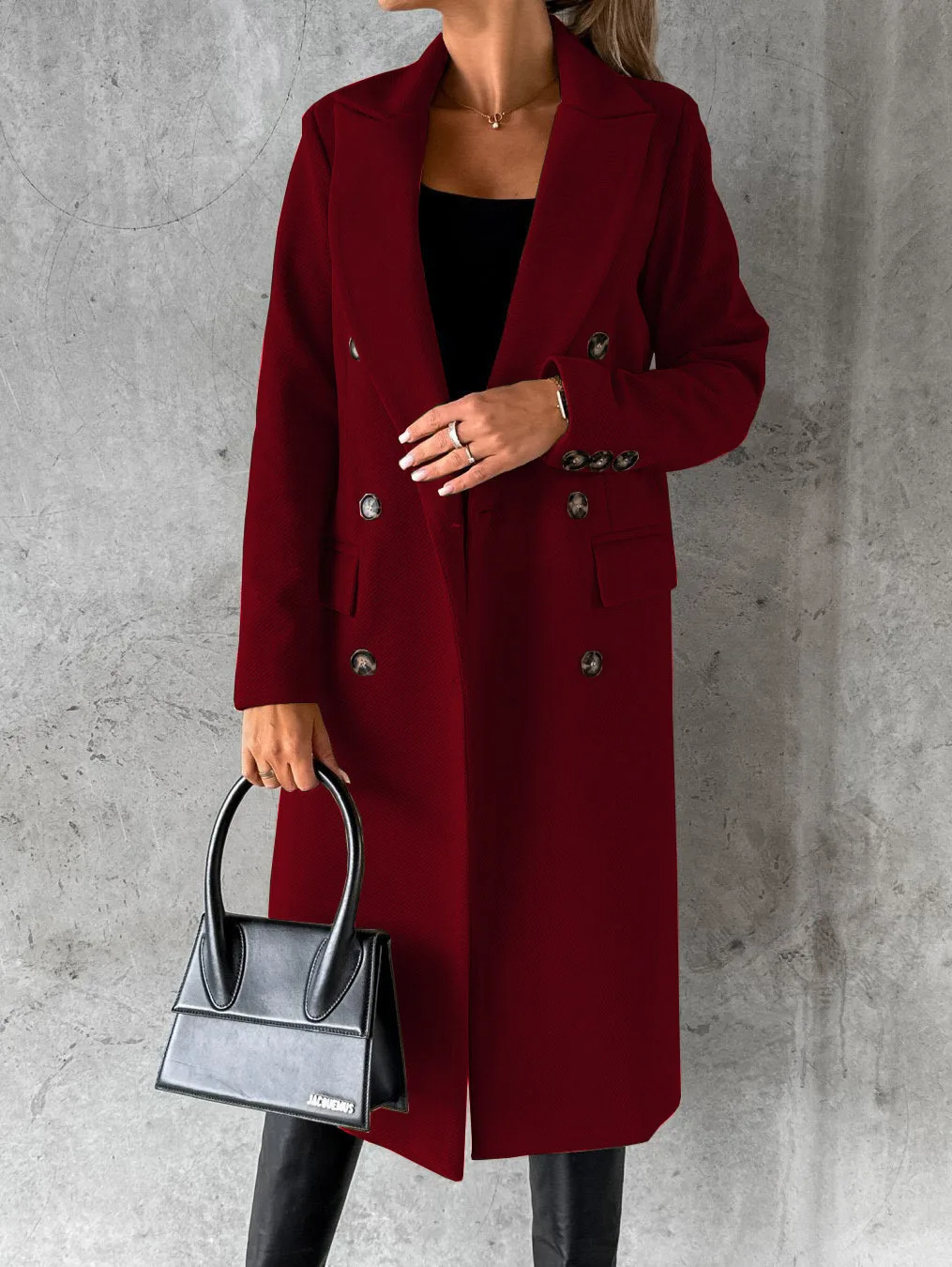 Renata | Casual and effortless winter garment