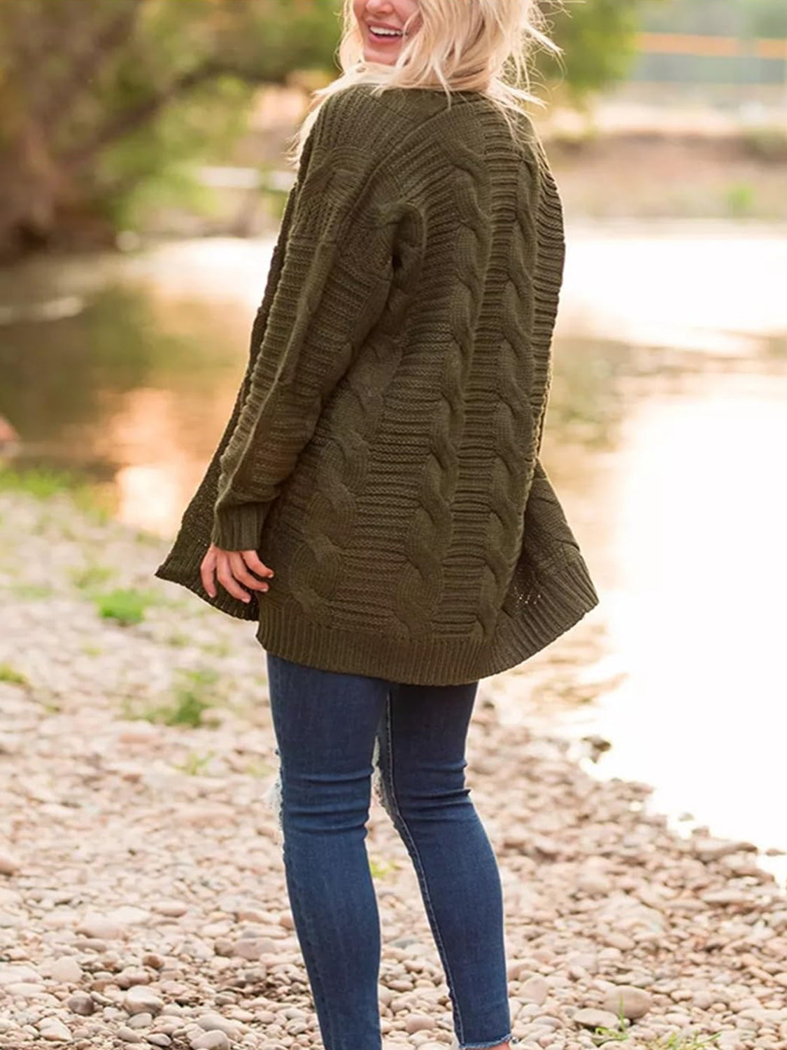 Aneta | Cable knit cardigan with open front and long sleeves