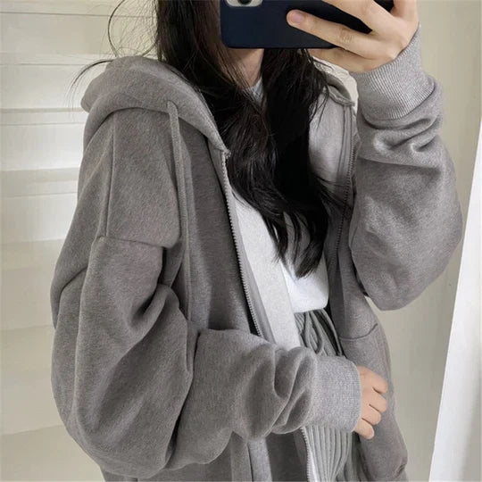 Cinthia | Effortless and trendy winter hoodie