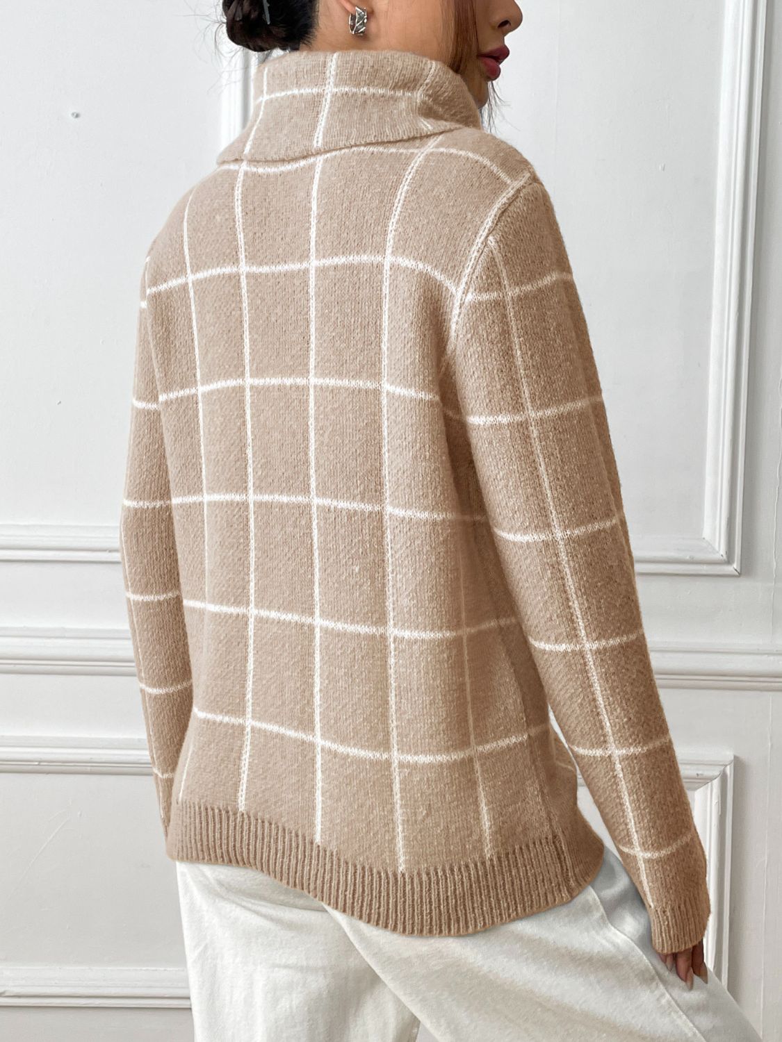 Marie | Checked turtleneck sweater with long sleeves